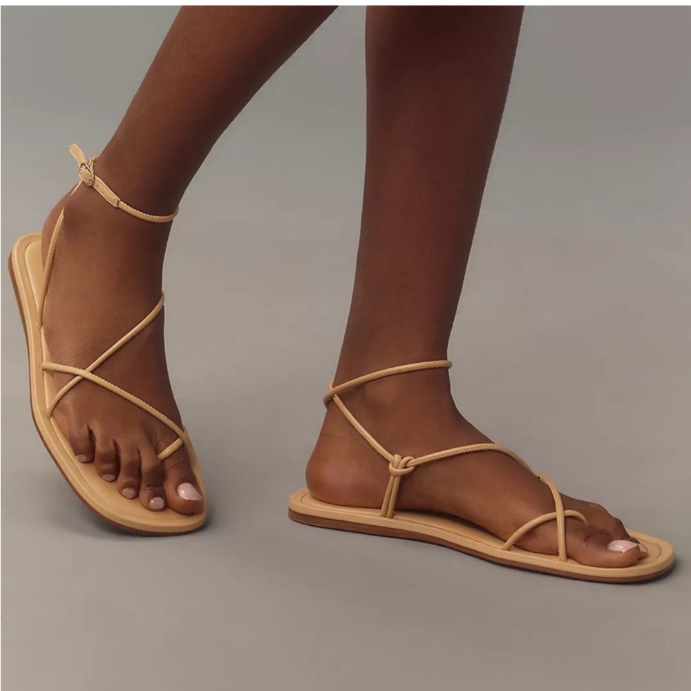 LOQ Granada Sandals
